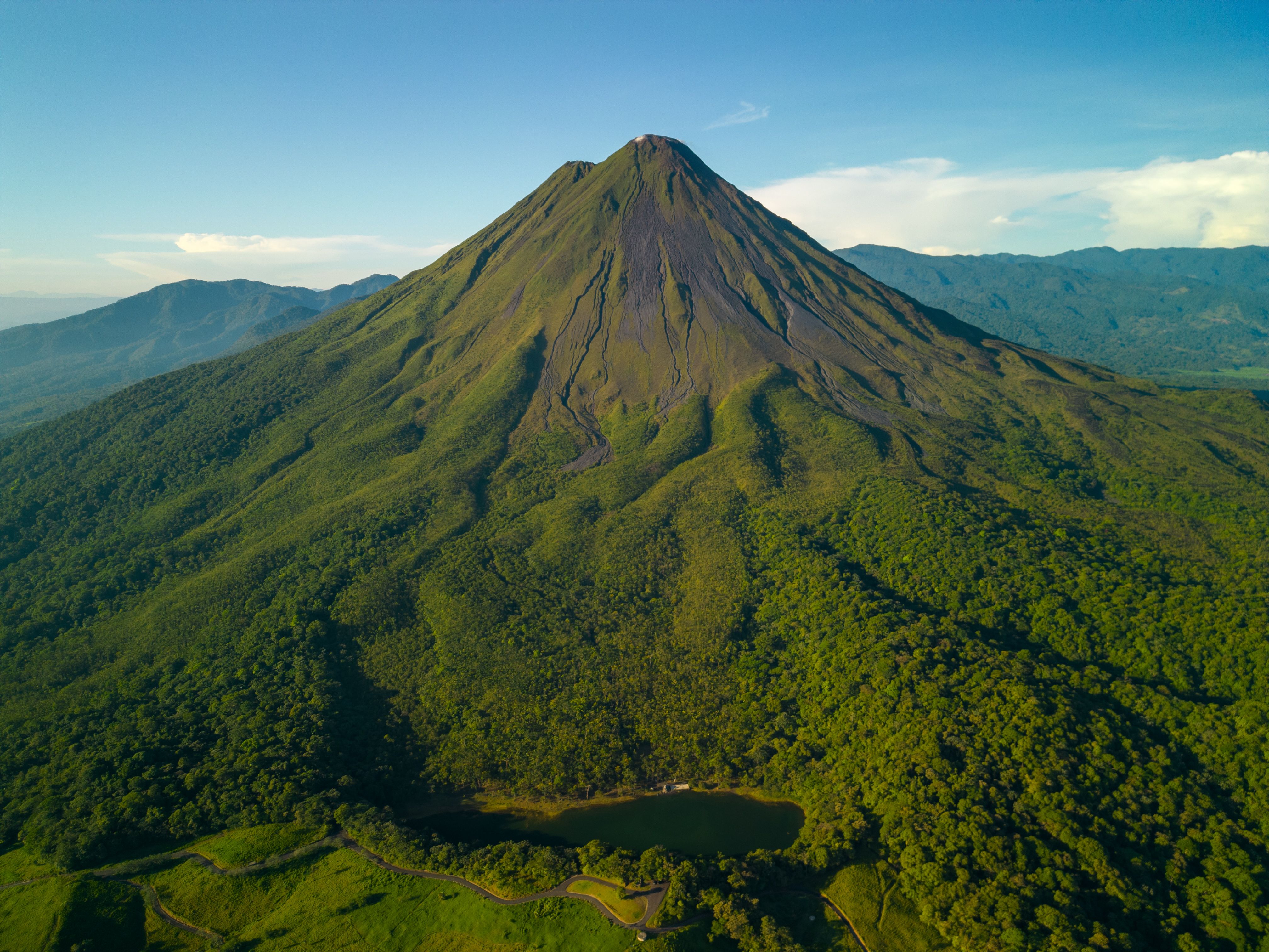 aerial-view-of-arenal-volcano-in-costa-rica-surrou-2026-03-18-12-15-19-utc